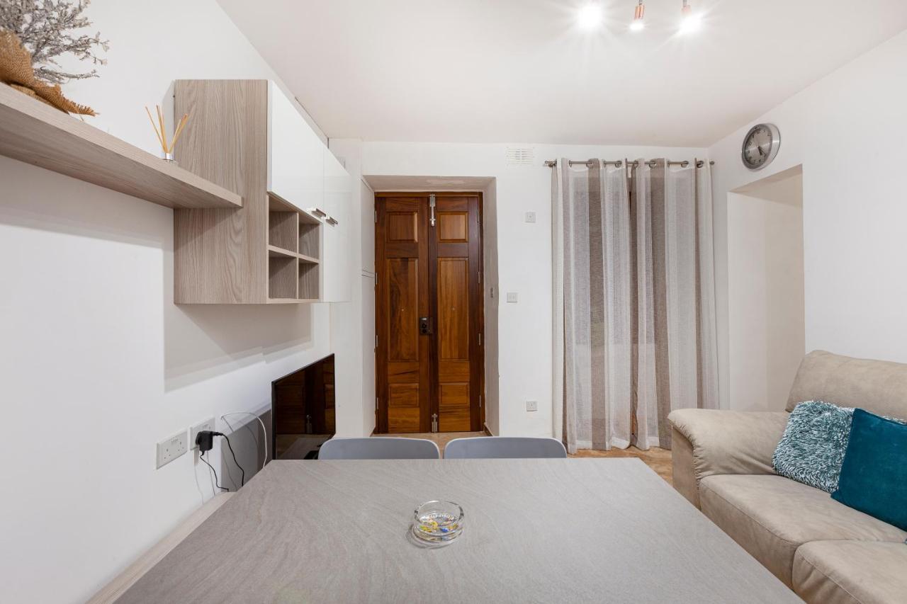 Designer Home With Comfy Sofa In Central Valletta By 360 Estates Exterior foto